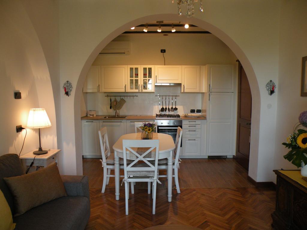 Villa Paradiso Apartment Sirmione Ngoại thất bức ảnh